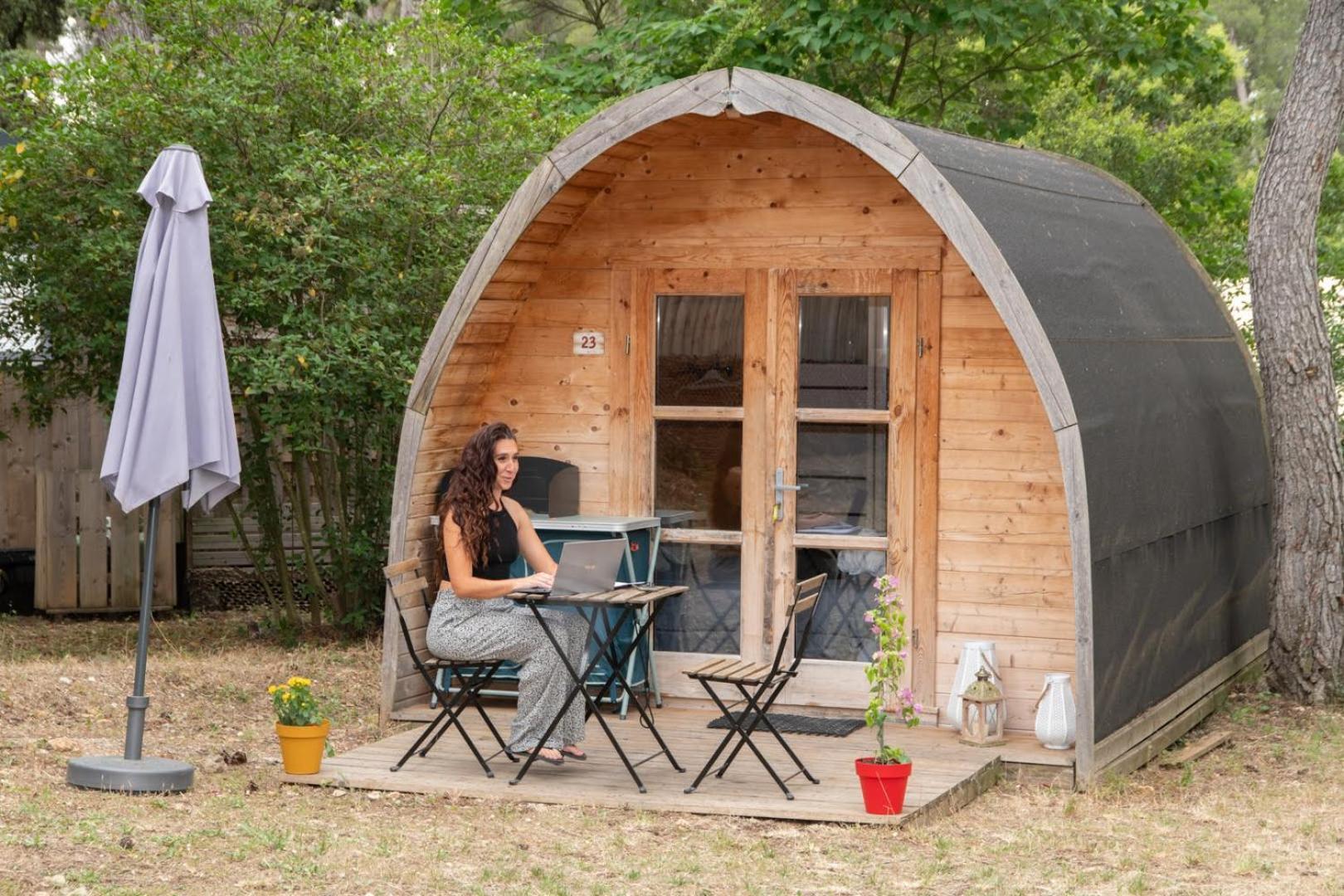 Camping Du Garlaban Aubagne Exterior foto